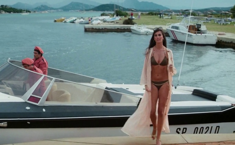@carolinemunro video #211451
