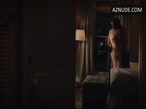 CARRIE COON NUDE/SEXY SCENE IN THE LEFTOVERS