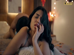 RUKS KHANDAGALE,JINNIE JAAZ,MANVI CHUGH NUDE/SEXY SCENE IN RIKSHAWALA