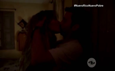 LINA TEJEIRO NUDE/SEXY SCENE IN NUEVO RICO, NUEVO POBRE