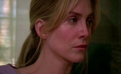 ELIZABETH MITCHELL in Lost