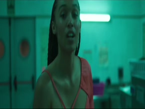 NEKANE OTXOA NUDE/SEXY SCENE IN MAR AFUERA