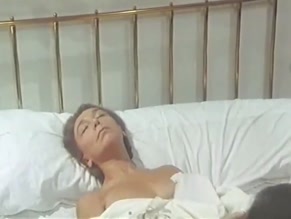 ESPERANZA ROY in EL AMOR SI TIENE CURA (1991)