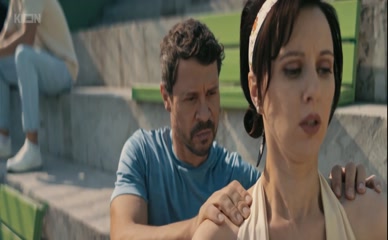 MARUSYA KLIMOVA NUDE/SEXY SCENE IN TRI SESTRY