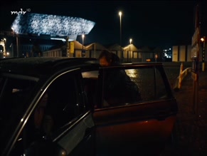 TINE ROGGEMAN in TOTENFIEBER - NACHRICHT AUS ANTWERPEN (2019)