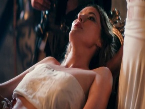 CHELSEA EDMUNDSON in THE DEATH OF SNOW WHITE