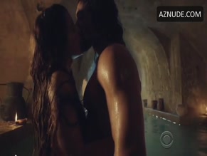 COTE DE PABLO NUDE/SEXY SCENE IN THE DOVEKEEPERS