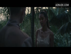 COURTNEY EATON NUDE/SEXY SCENE IN PERFECT