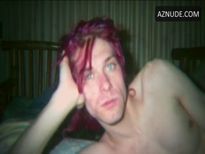 COURTNEY LOVE NUDE/SEXY SCENE IN COBAIN: MONTAGE OF HECK