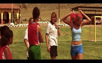 BLAKE LIVELY in THE SISTERHOOD OF THE TRAVELING PANTS