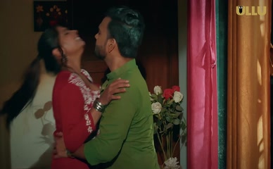 TEJASWINI PRABHAKAR GOWDA,PRIYANKA CHAURASIA NUDE/SEXY SCENE IN CHAASHNI