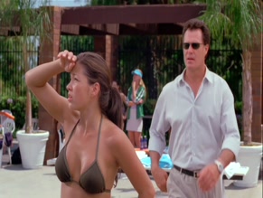 SANDRA MCCOY in WILD THINGS: DIAMONDS IN THE ROUGH (2005)