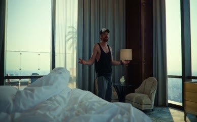 ANNA ZAVTUR NUDE/SEXY SCENE IN VYSOKIY SEZON