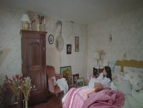 LOLA-MARIA FORGEAU NUDE/SEXY SCENE IN PARLE LUI DE MOI