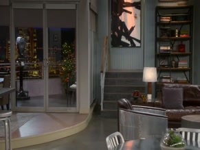 AIMEE CARRERO in YOUNG & HUNGRY (2014-)