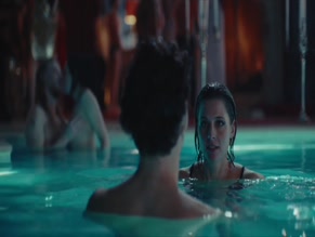 HANNA HILSDORF in NAKED (2025)