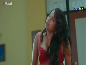 GARIMA MAURYA,ALIYA NAAZ,RAJSI VERMA,POOJA PODDAR NUDE/SEXY SCENE IN FAVORITE TEACHER