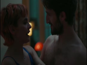 VERONICA ECHEGUI in A MUERTE (2025)