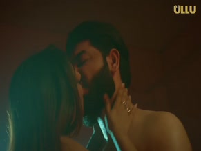 KHUSHI MUKHERJEE in KASTURI TAMIL ULLU