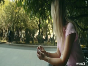 MARIYA KAMOVA in MOSKVA SLEZAM NE VERIT. VSYO TOLKO NACHINAETSYA (2025)