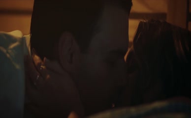 JESS FRANKE NUDE/SEXY SCENE IN COOKED