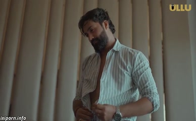 ZOYA RATHORE,TRIPTI BERRA NUDE/SEXY SCENE IN NAU DO GYARAH
