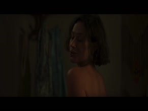 AIDA FOLCH NUDE/SEXY SCENE IN HAUNTED HEART