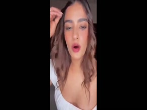 KAVYA THAPAR in KAVYA THAPAR INSTAGRAM LIVE