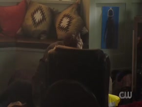 Charmed фильміне негізделген Прюдің жүктілігі туралы секс фанфигі