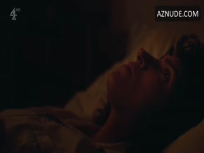 DESIREE AKHAVAN in THE BISEXUAL (2018-)