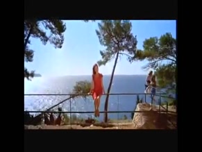 VAHINA GIOCANTE in MARIE BAIE DES ANGES (1997)
