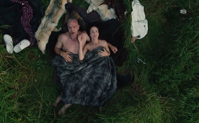 ANNA SNATKINA NUDE/SEXY SCENE IN DVA HOLMA