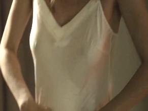 DIANE KRUGER NUDE/SEXY SCENE IN LITTLE DISASTERS
