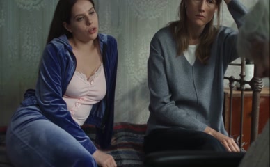 ANGELINA PAHOMOVA NUDE/SEXY SCENE IN CHYORNOYE OBLAKO