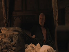 TAMARA RADOVANOVIC NUDE/SEXY SCENE IN ROBIN HOOD