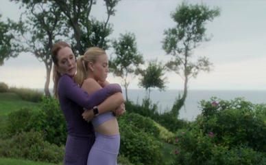 JULIANNE MOORE,MILLY ALCOCK NUDE/SEXY SCENE IN SIRENS