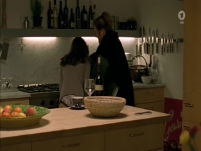 NATALIA AVELON NUDE/SEXY SCENE IN SO EIN SCHLAMASSEL