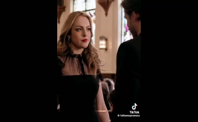 ELIZABETH GILLIES NUDE/SEXY SCENE IN DYNASTY