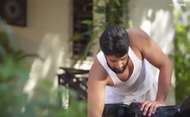 AAYUSHI JAISWAL,SUHANA KHAN,SHYNA KHATRI NUDE/SEXY SCENE IN MAKKHAN DOODHWALA