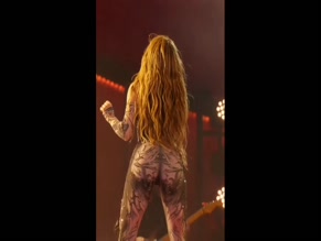 Shakira Sexy in Performs For The Global Citizen Festival 2025