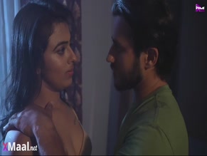 PRIYANKA CHAURASIA,RITU RAI,PRIYA ROY,DEEPIKA KUDTARKAR,AISWARYA AGARWAL NUDE/SEXY SCENE IN SAMAY YAATRA