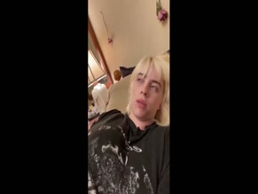 BILLIE EILISH in BILLIE EILISH TIKTOK (2021)