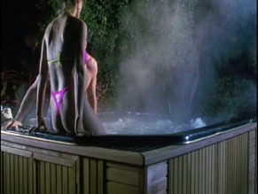 LISA SAXTON in RING OF FIRE (1991)