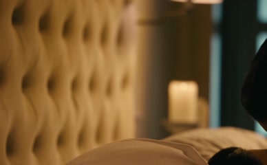 LINDSAY HARTLEY NUDE/SEXY SCENE IN DEADLY ATTRACTION