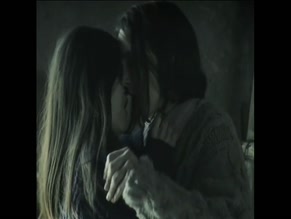 VALENTINA LUZ APARICIO in LA NOCHE ADENTRO (2023)