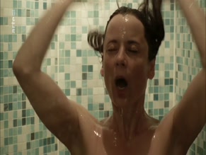 INKA FRIEDRICH in ZEIT DER HELDEN (2013)