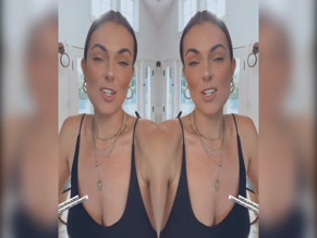 SERINDA SWAN in SERINDA SWAN MIX OF INSTAGRAM'S VIDEO 2025