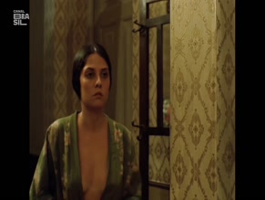 SURA BERDITCHEVSKY NUDE/SEXY SCENE IN OS SETE GATINHOS