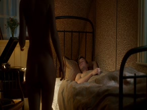 AMALIE DOLLERUP in BADEHOTELLET (2013)