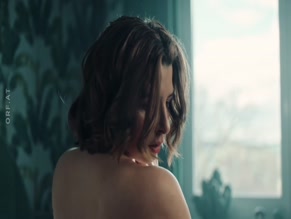 MARTINA EBM in VORSTADTWEIBER